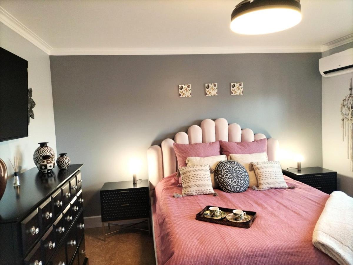 Casa Dos Gnomos Hotel Alvorninha ภายนอก รูปภาพ